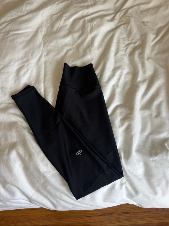 ALO Yoga Pants - ALO Yoga Black High-Rise Performance Leggings